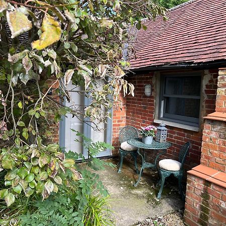 Street Farmhouse Godshill  外观 照片